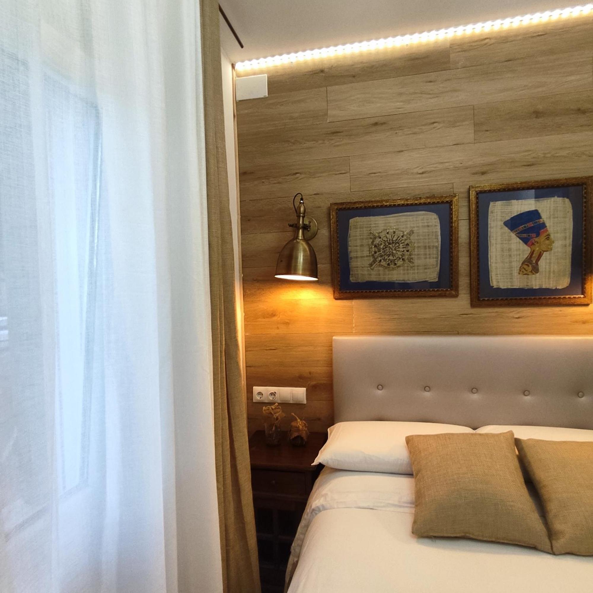 Studio Or Rooms With Private Bathroom Or Rooms With Shared Bathroom บาร์เซโลนา ภายนอก รูปภาพ