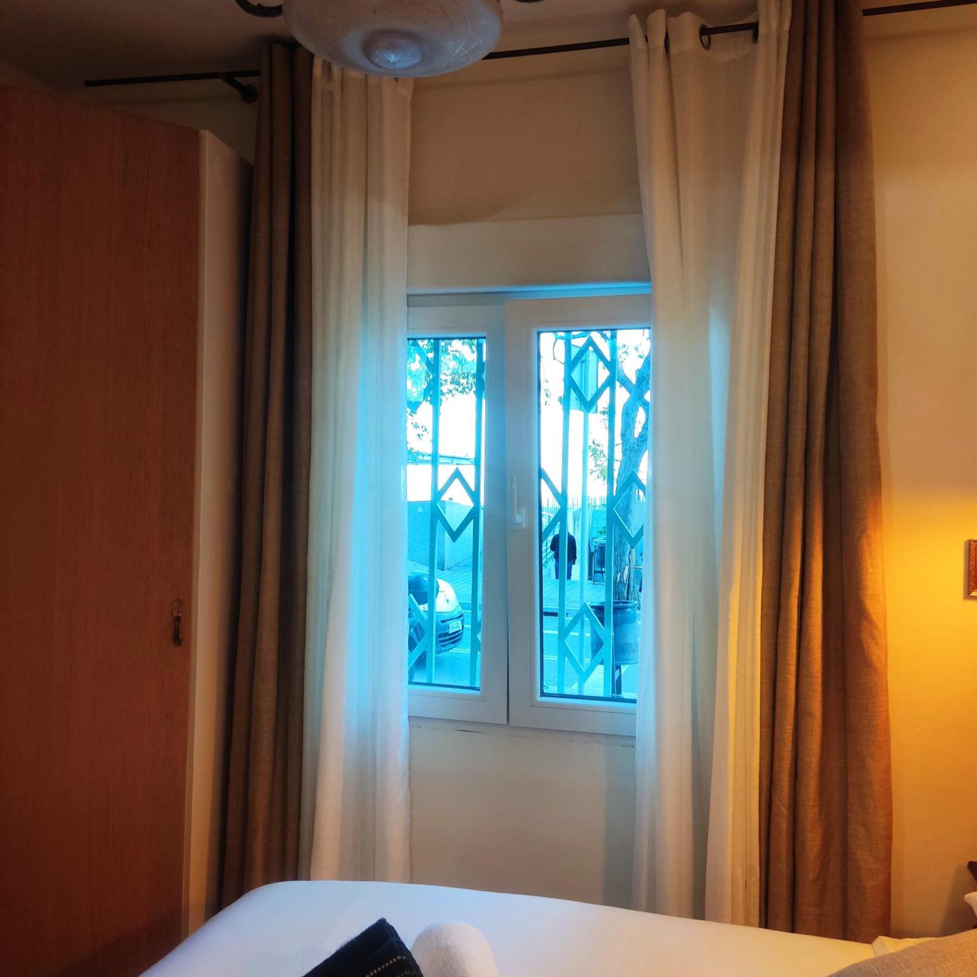 Studio Or Rooms With Private Bathroom Or Rooms With Shared Bathroom บาร์เซโลนา ภายนอก รูปภาพ