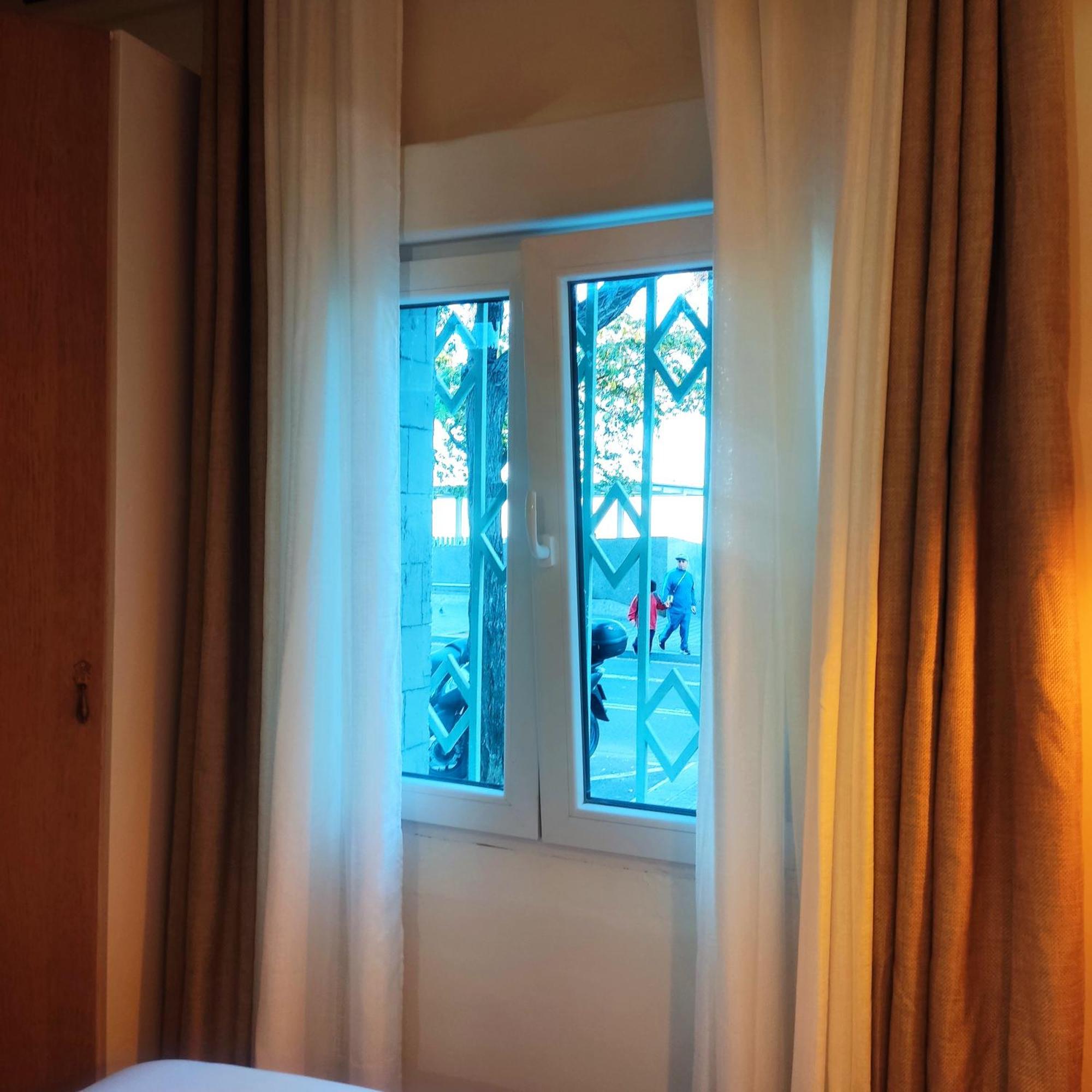 Studio Or Rooms With Private Bathroom Or Rooms With Shared Bathroom บาร์เซโลนา ภายนอก รูปภาพ