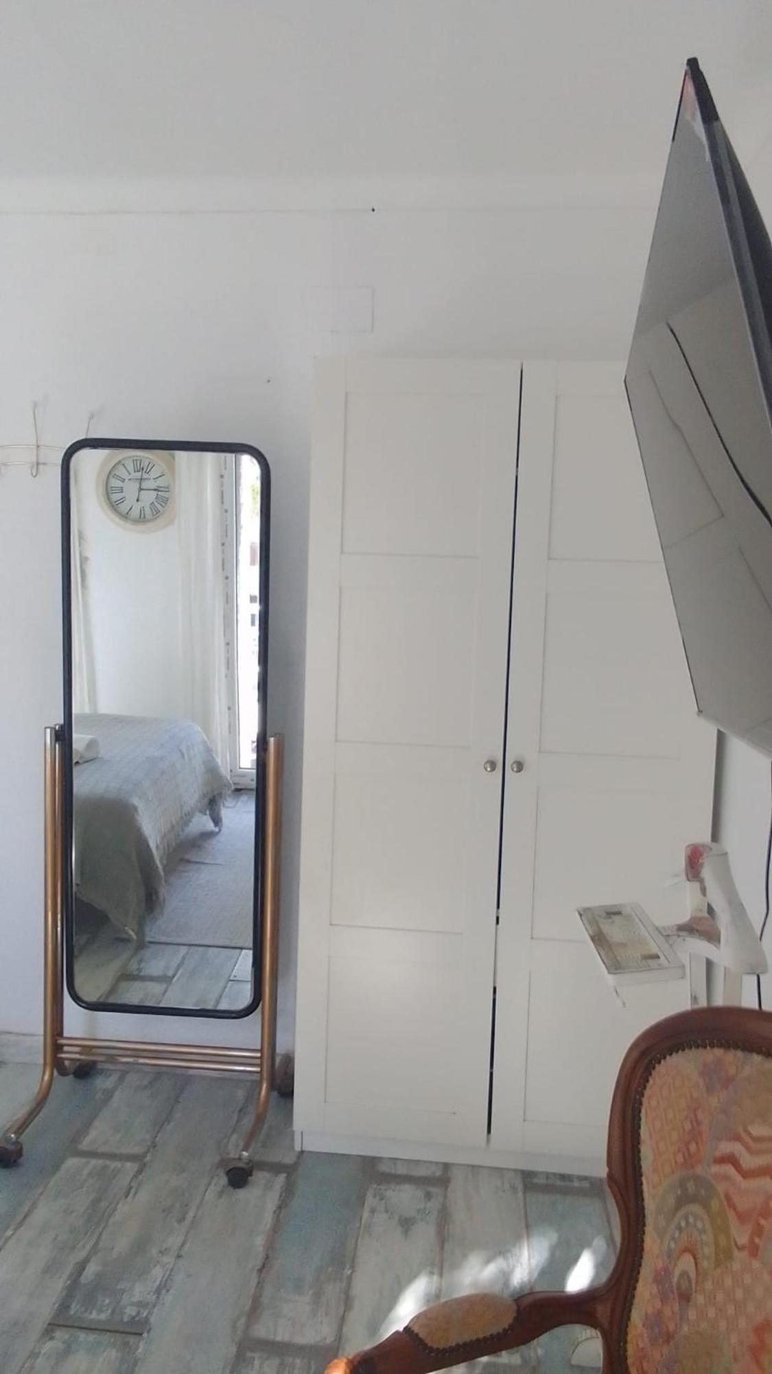 Studio Or Rooms With Private Bathroom Or Rooms With Shared Bathroom บาร์เซโลนา ภายนอก รูปภาพ